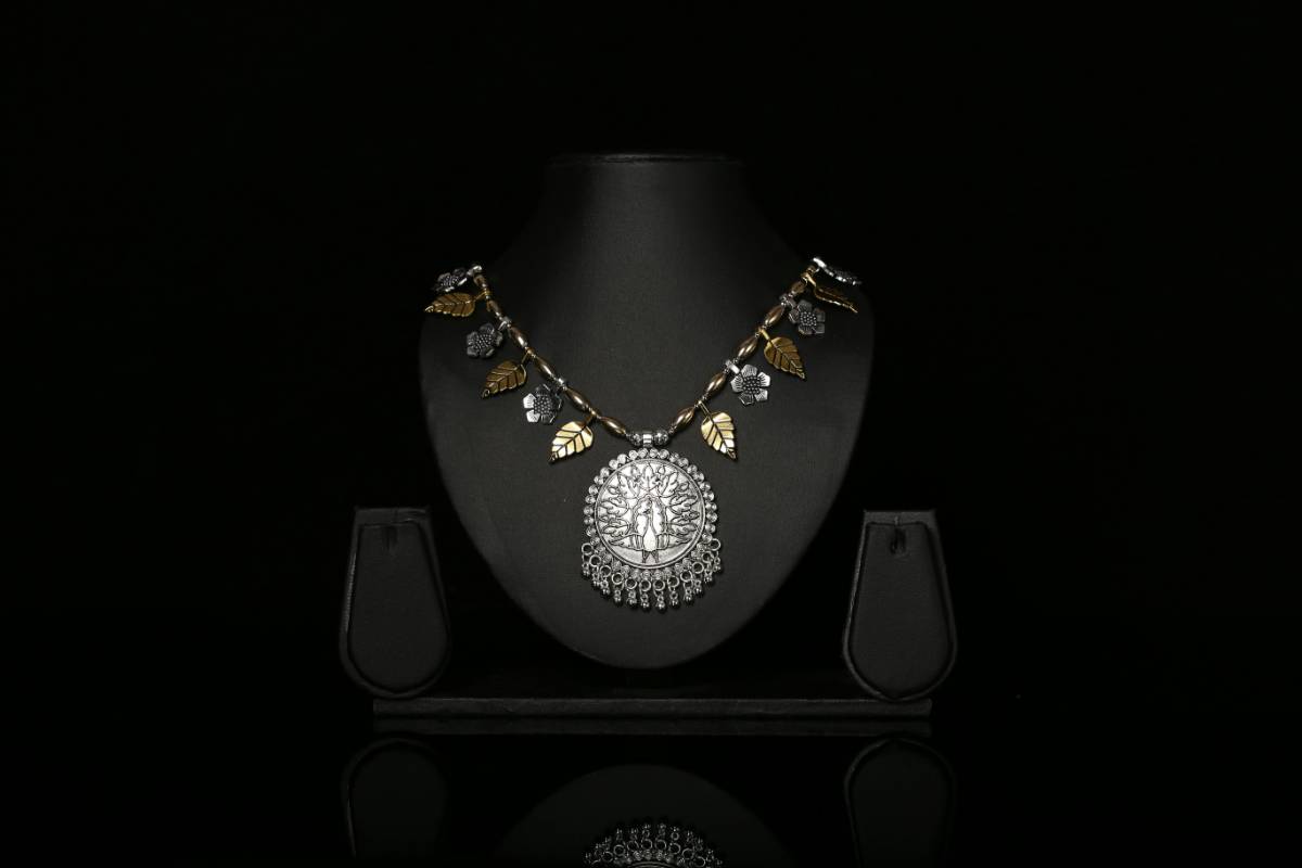 How to Invest in Timeless Pieces That Never Go Out of Style